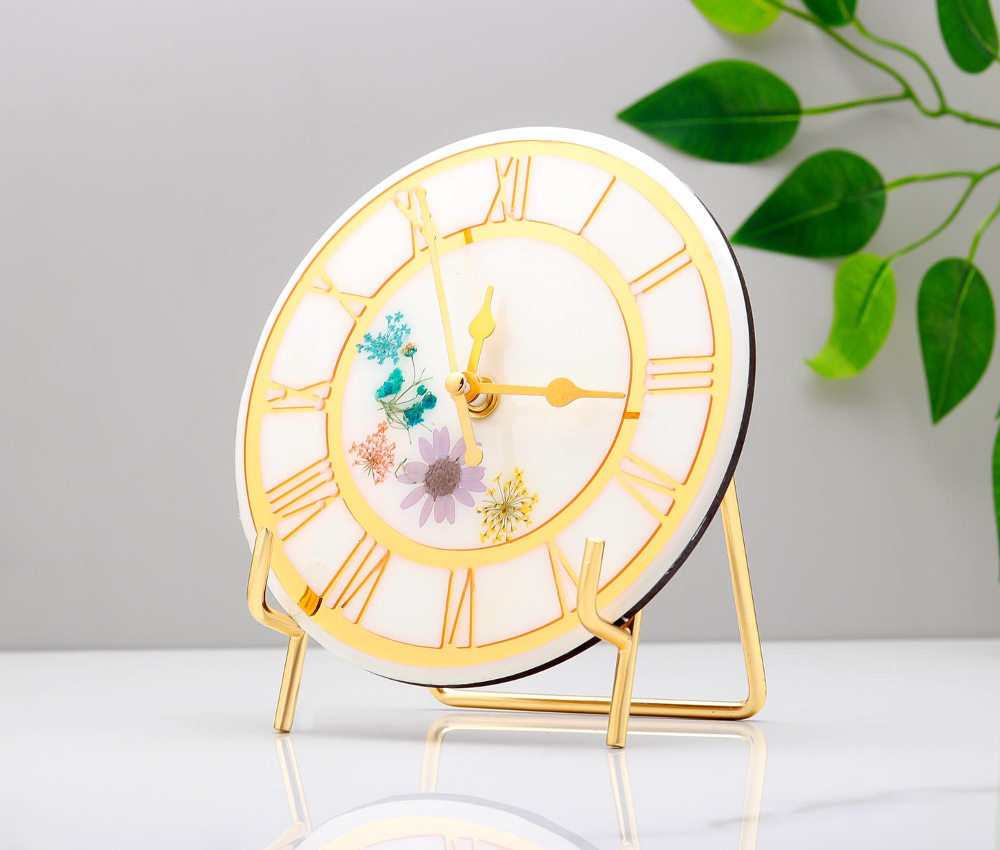 HandArted Resin Table Clock – Blossom White Edition