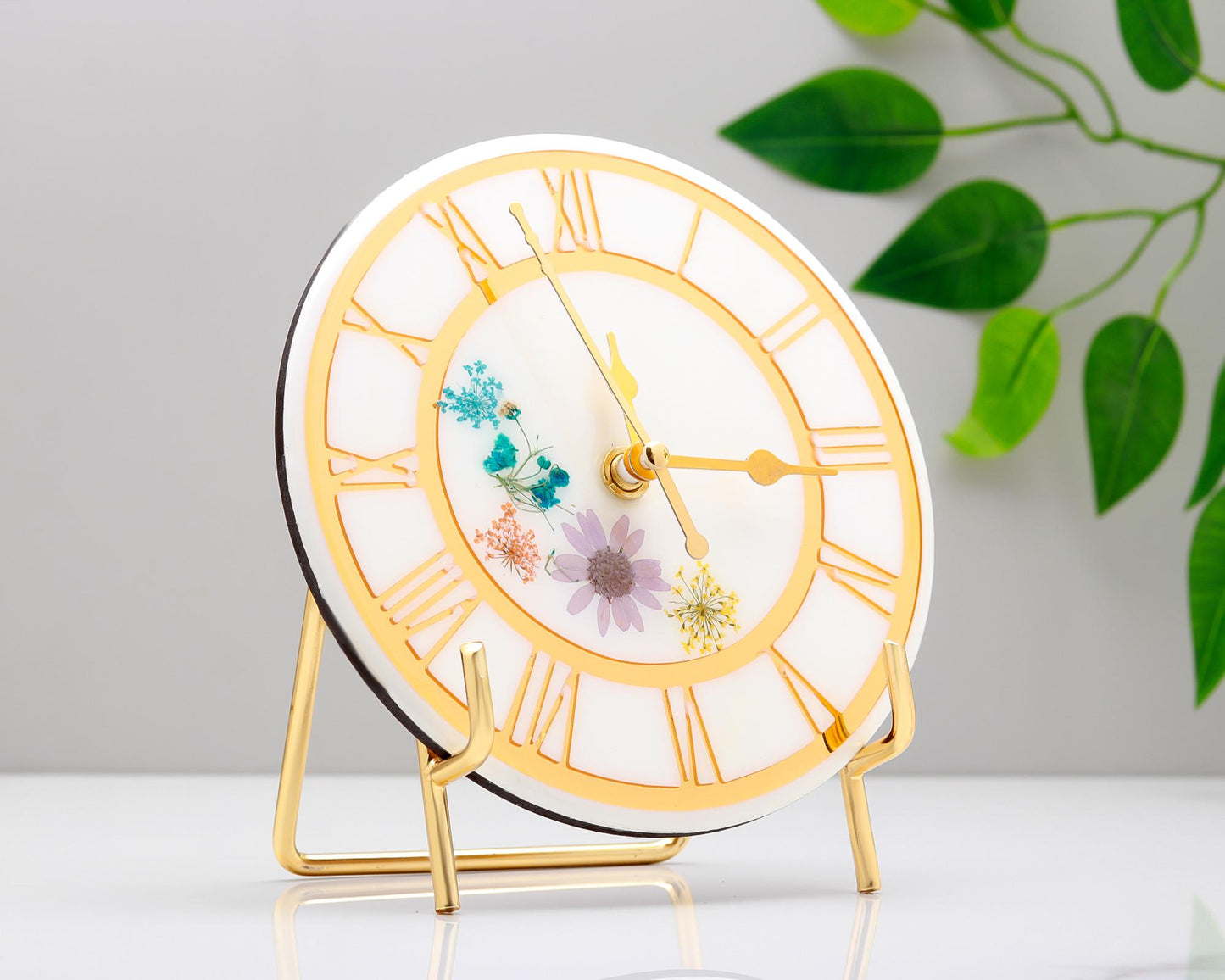 HandArted Resin Table Clock – Blossom White Edition