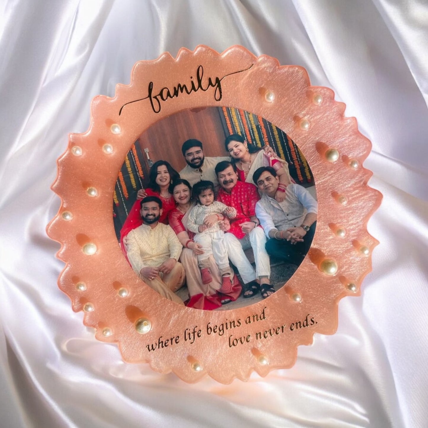 π Personalized Family Memories Resin Photo Frame β Peach Agate & Pearl Edition