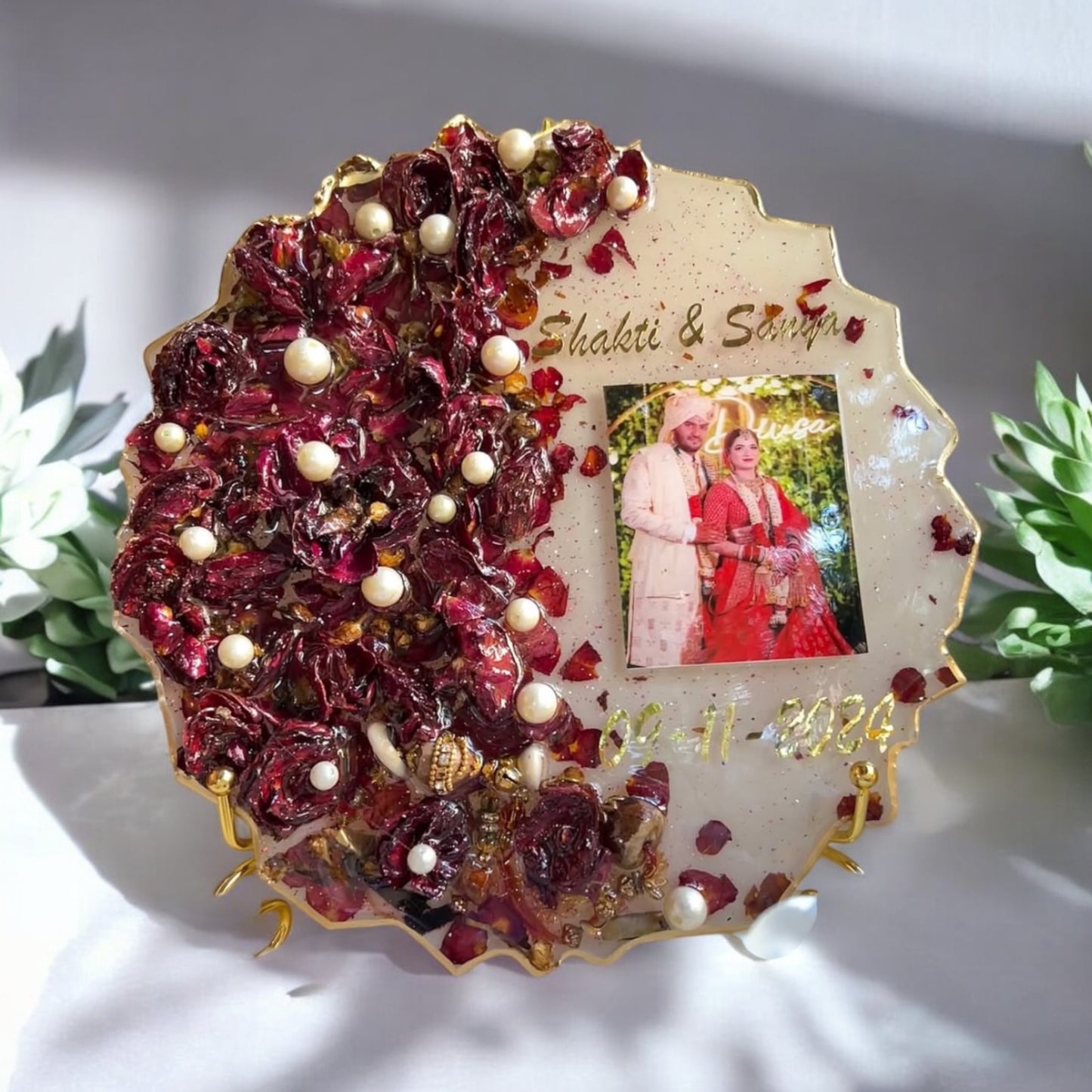 ❤ Resin Varmala Photo Frame – A Timeless Keepsake of Love