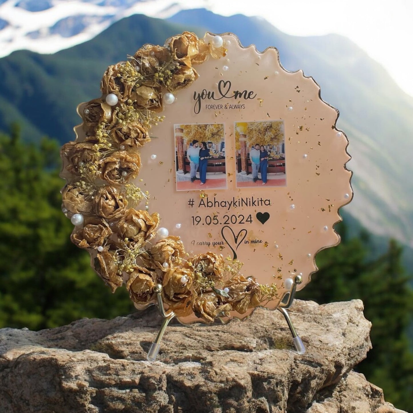 π Personalized Agate & Round Resin Photo Frames β Where Memories Blossom Forever