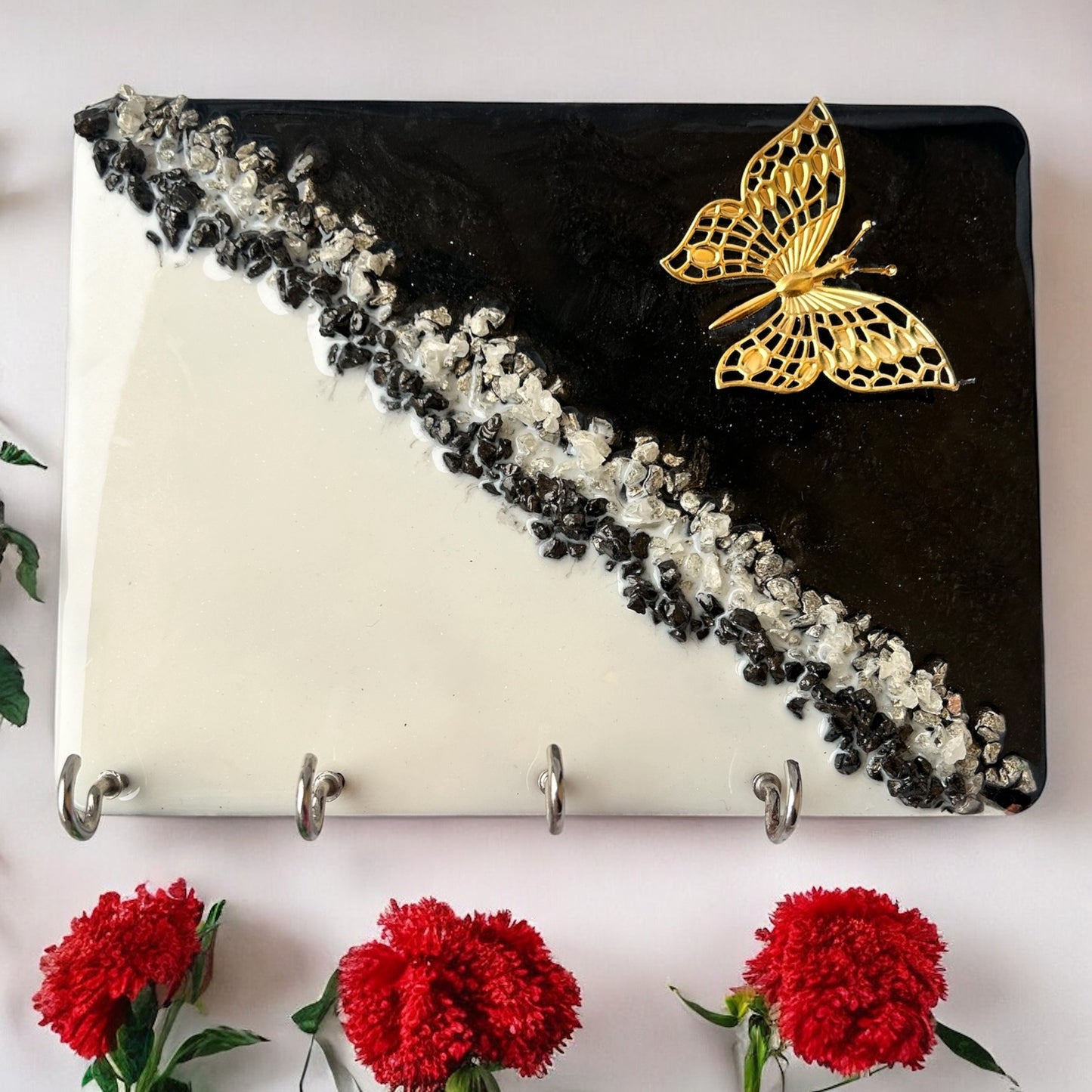 HandArted Resin KeyHolder – Scarlet Bloom Edition