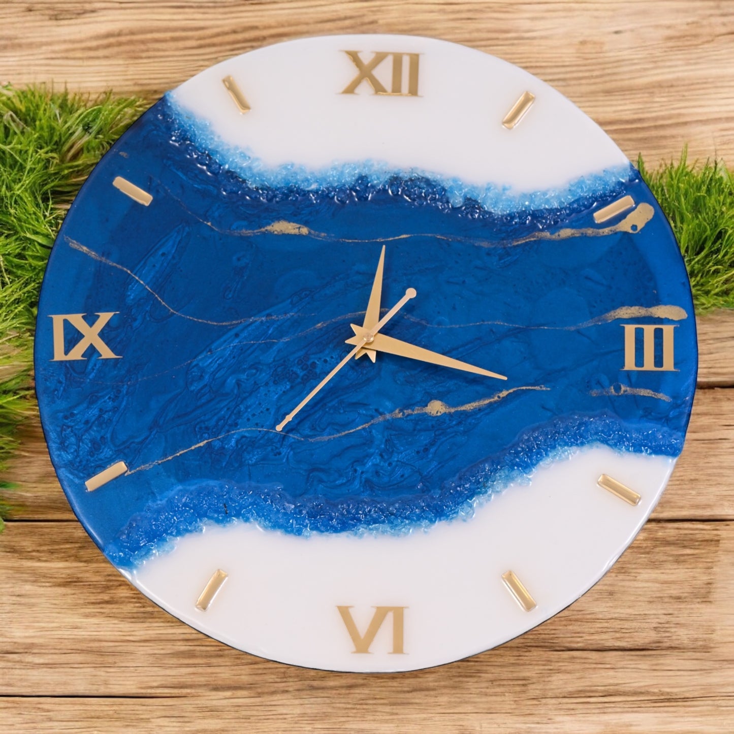 Ocean-Inspired Charm – HandArted Resin Wall Clock in Deep Blue & White
