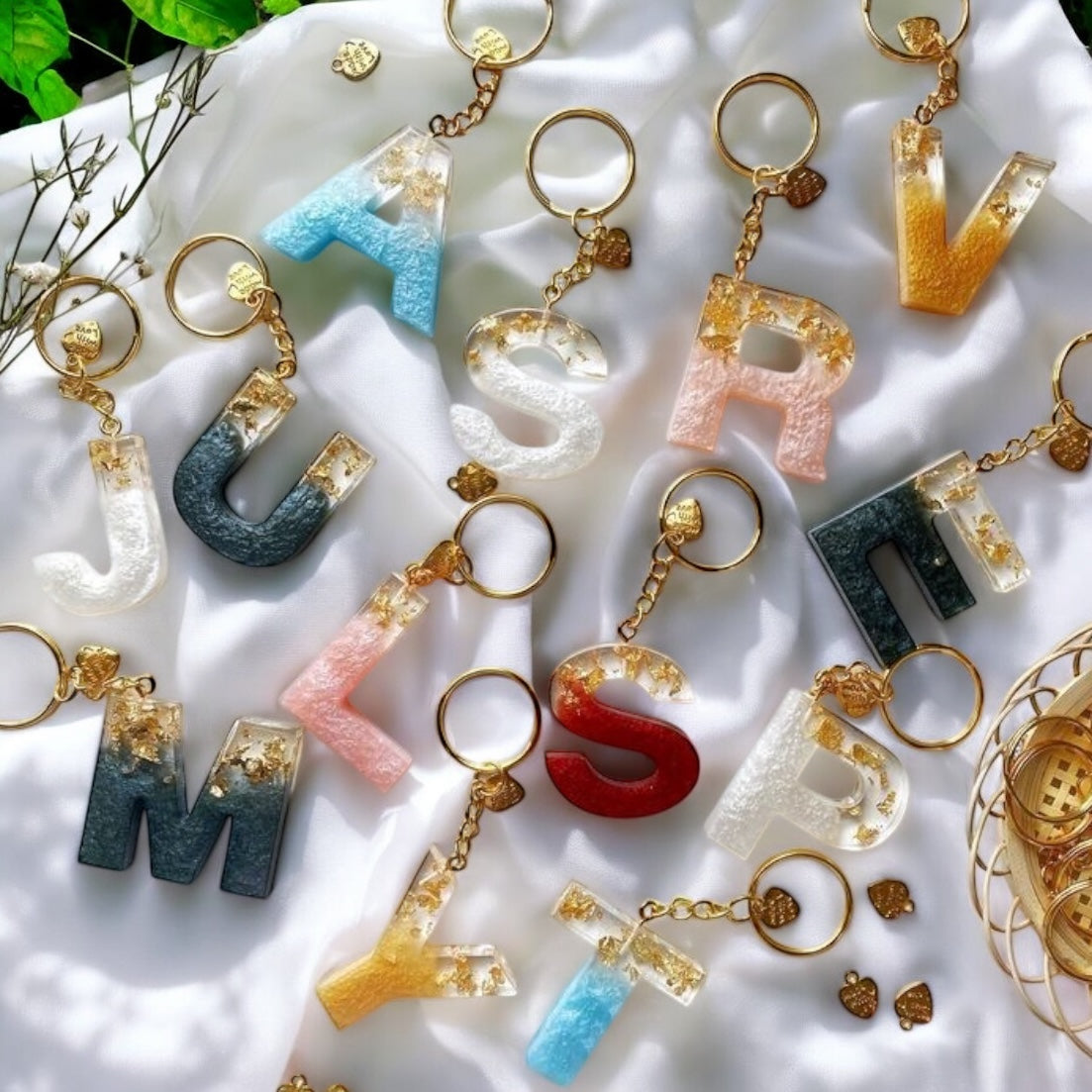 π Personalized Resin Alphabet Keychain β Vibrant Color Edition