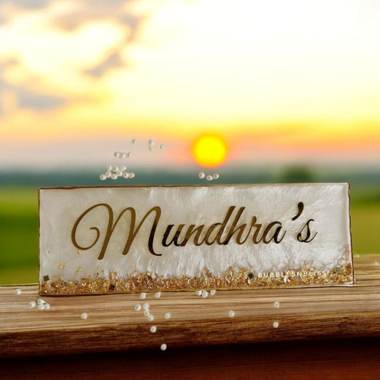 ❤ Custom Resin Name Plate – Glimmering Gold & Pearl Swirl Edition ❤