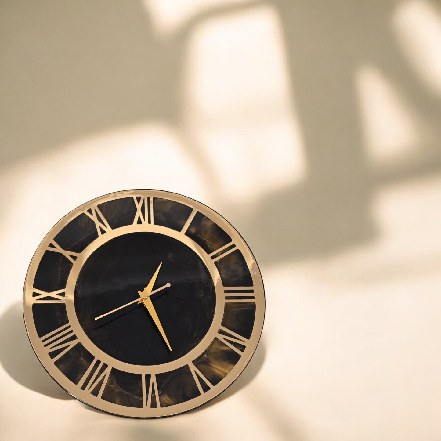 Elegant Resin Wall Clock – Handcrafted Luxury for Your Home